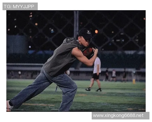 运动数据南京飞盘队的盯防策略解析与战术亮点探讨