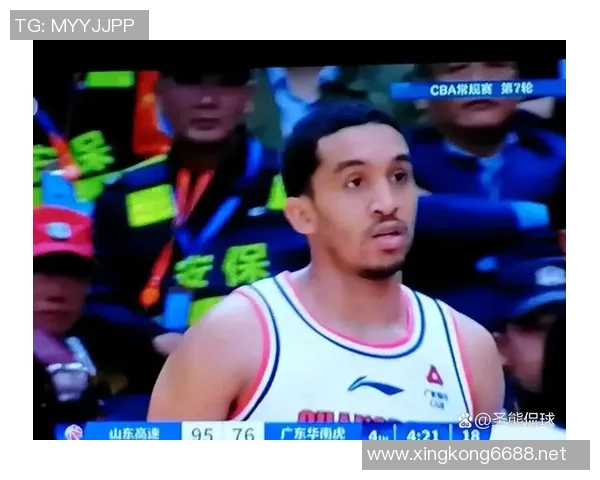 运动最新数据南京篮球队防守策略分析及其在比赛中的得失表现探讨